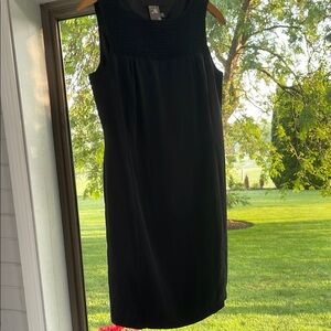 Taylor Black Scoop Neck Sheath Midi Dress